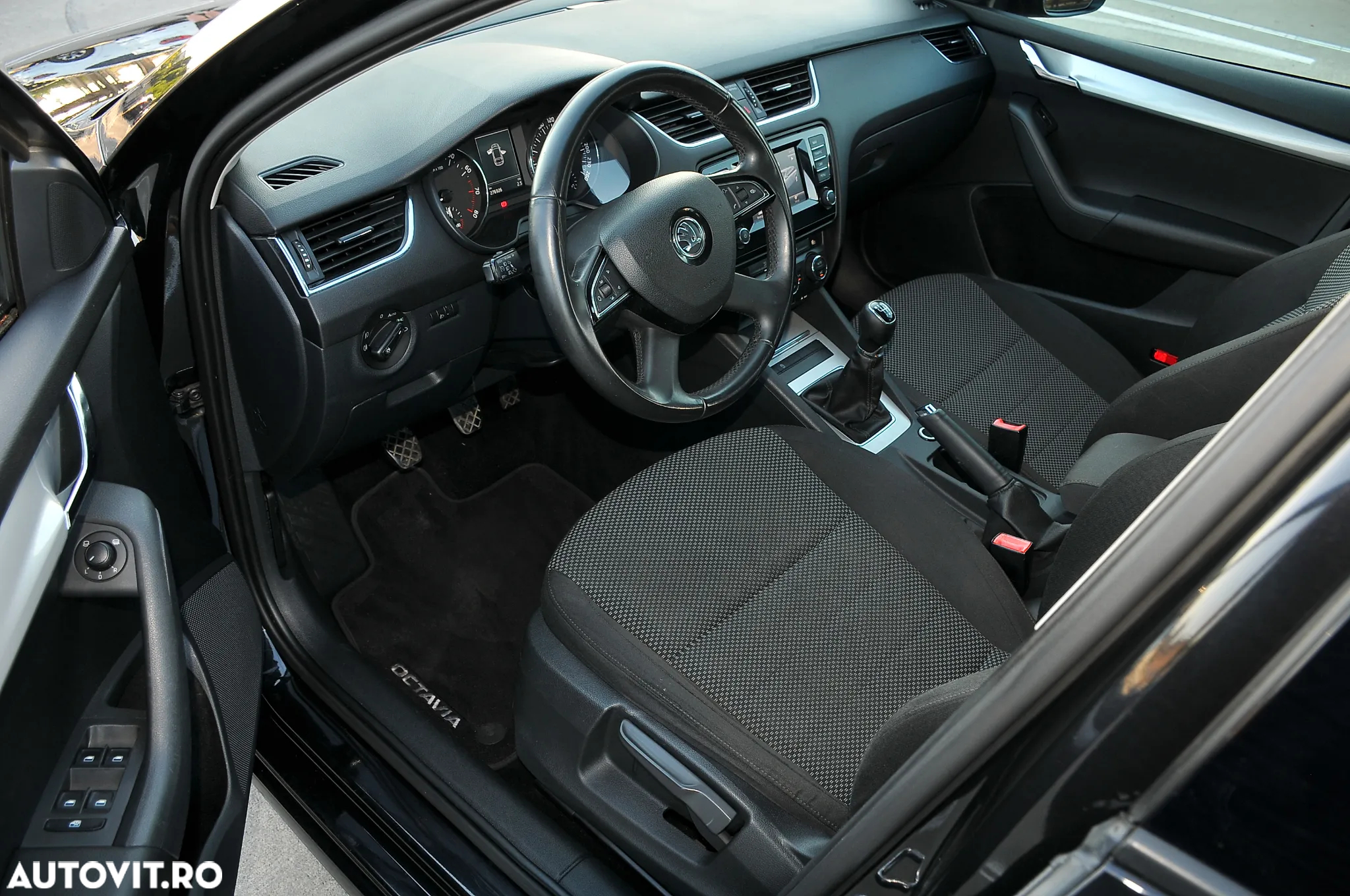 Skoda Octavia 1.2 TSI ELEGANCE - 13