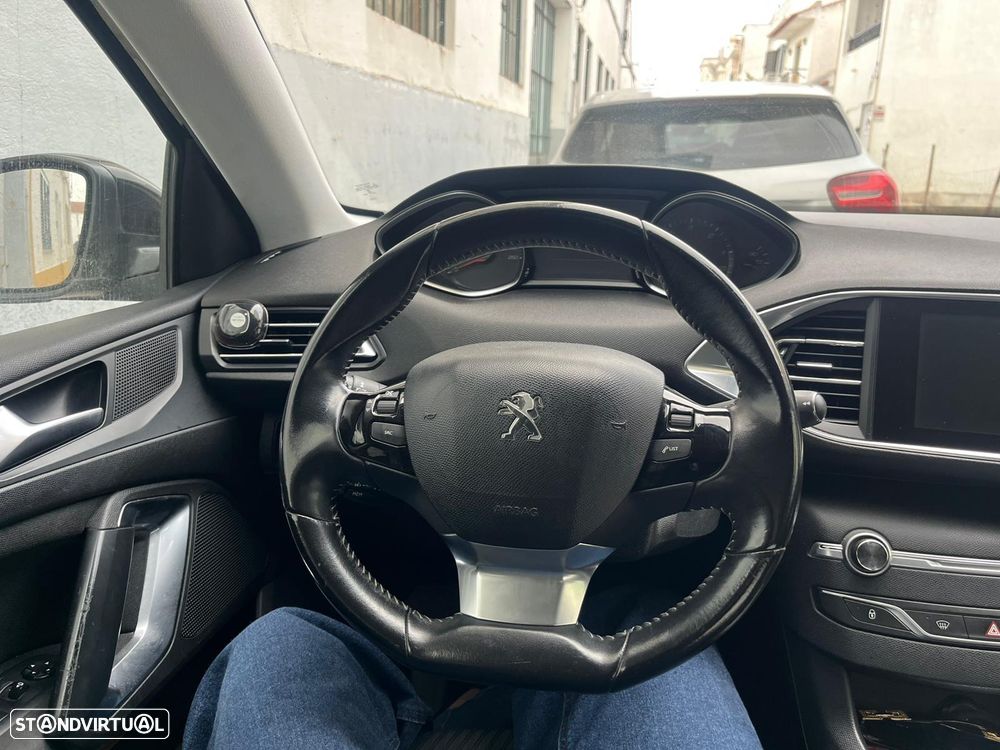 Peugeot 308 SW 1.6 BlueHDi Style - 41