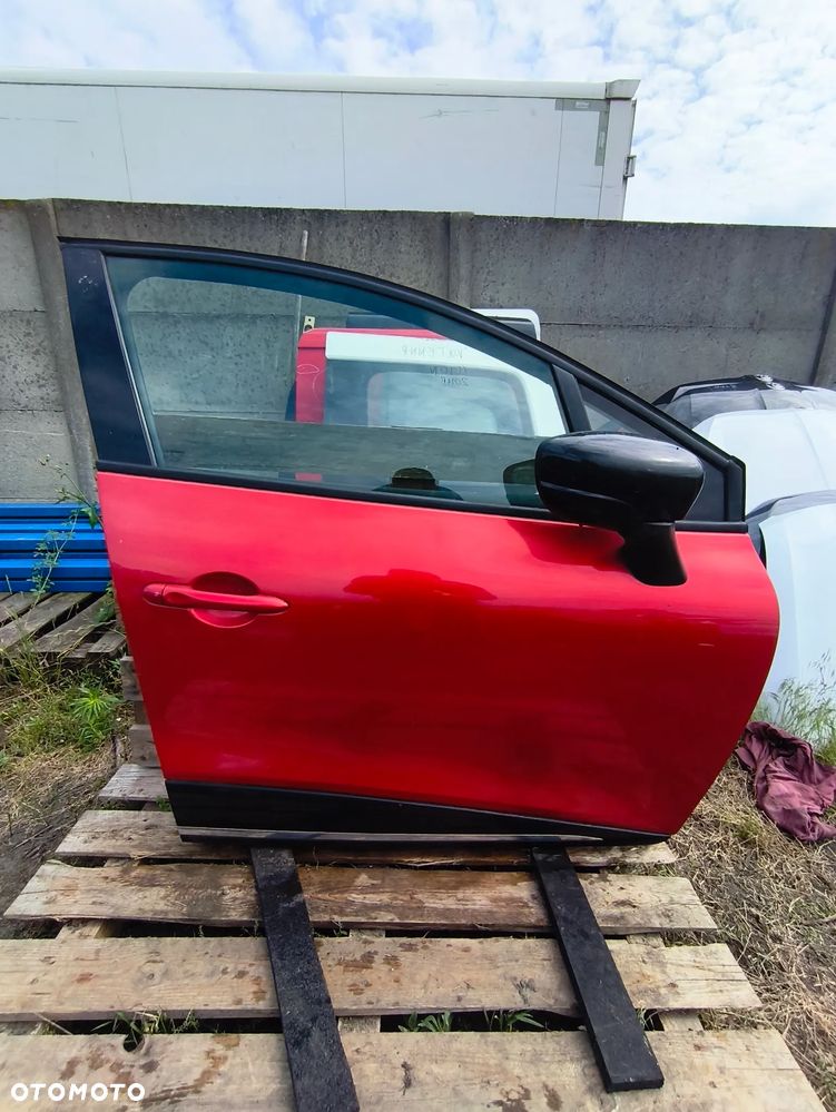 RENAULT CLIO IV DRZWI PRZEDNIE PRAWE EUROPA KOMPLETNE POZNAŃ GIEŁDA