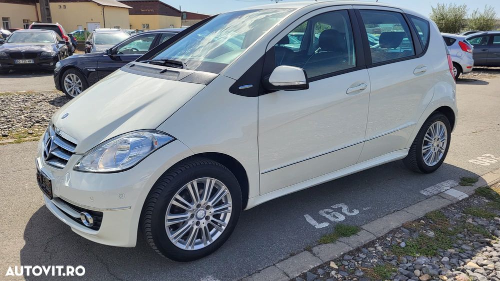 Mercedes-Benz A 180
