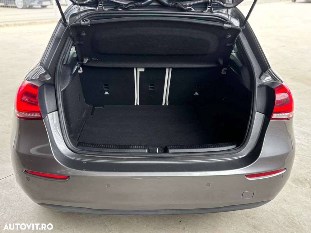 Mercedes-Benz A 180 d 7G-DCT - 9