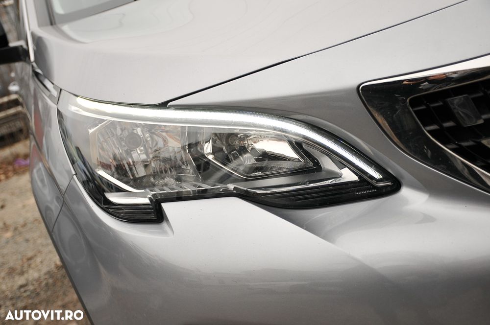 Peugeot 3008 1.2 MHEV 136 e-DCS6 Active Pack - 16