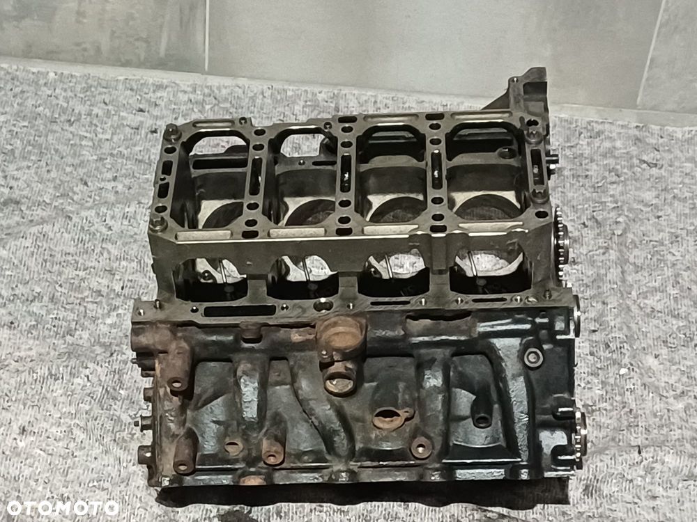 NR 77 Blok Silnika do Audi A8 D3 4,2TDI 057103021AA - 9