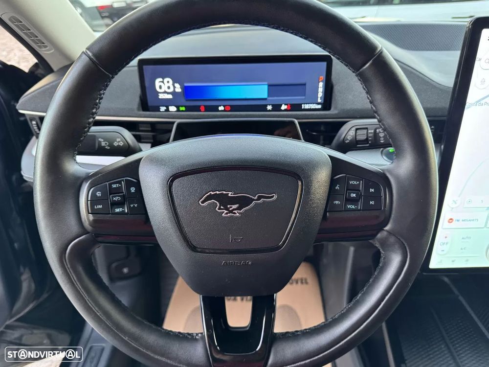 Ford Mustang Mach-E 75.7 kWh Premium AWD - 31