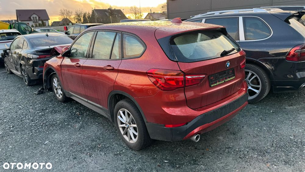 BMW X1 sDrive18i Advantage - 2