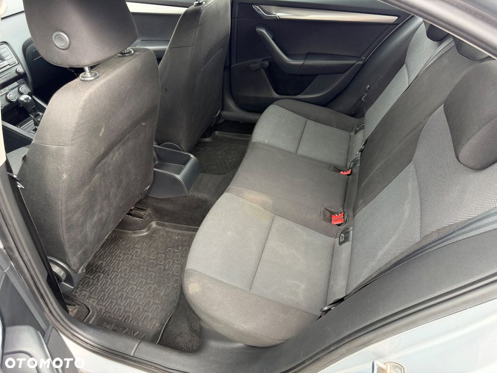 Skoda Octavia 1.6 TDI Fresh - 9