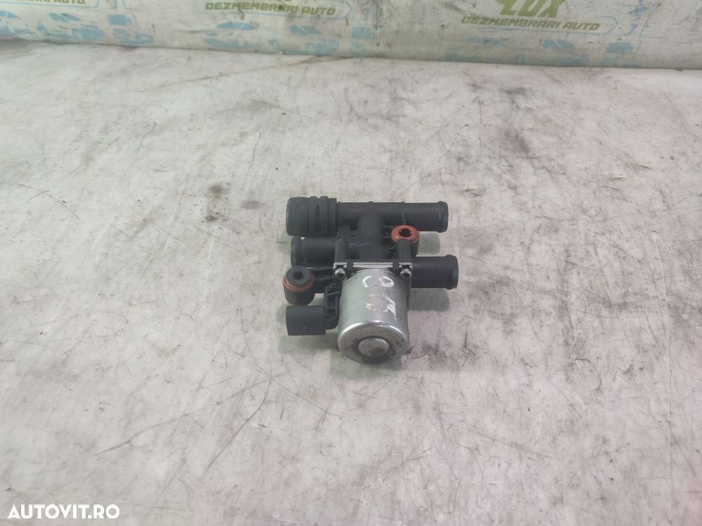 Pompa auxiliara apa 8e0820036 Audi Q7 4M [2015 - 2020] 3.0 tdi DHX hy - 1