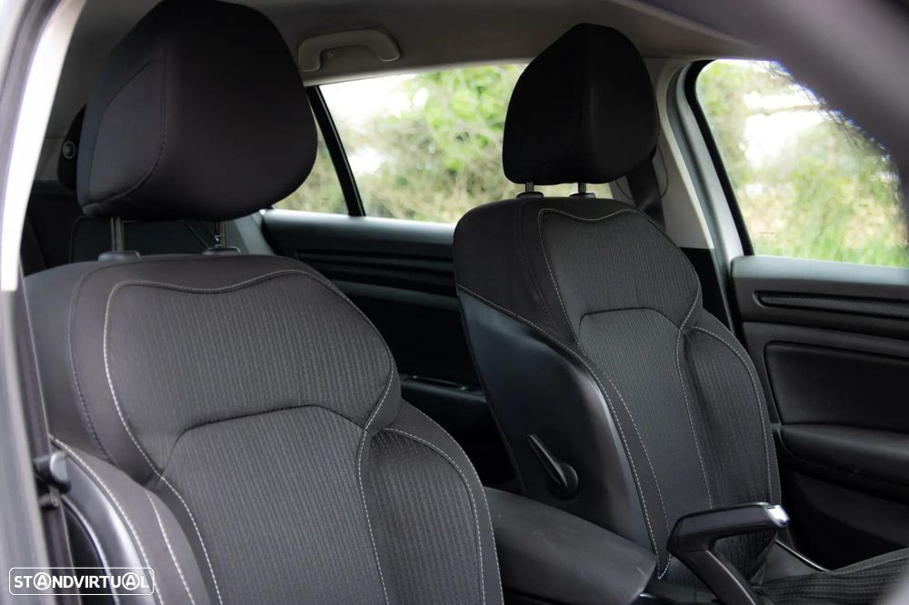 Renault Mégane Sport Tourer BLUE dCi 115 EDC BUSINESS EDITION - 52