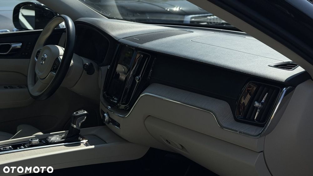 Volvo XC 60 T5 GPF Inscription - 7