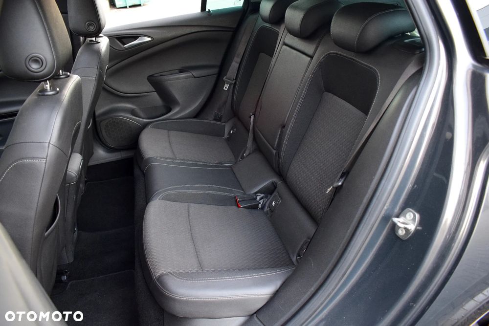 Opel Astra 1.4 Turbo Start/Stop Automatik Innovation - 32