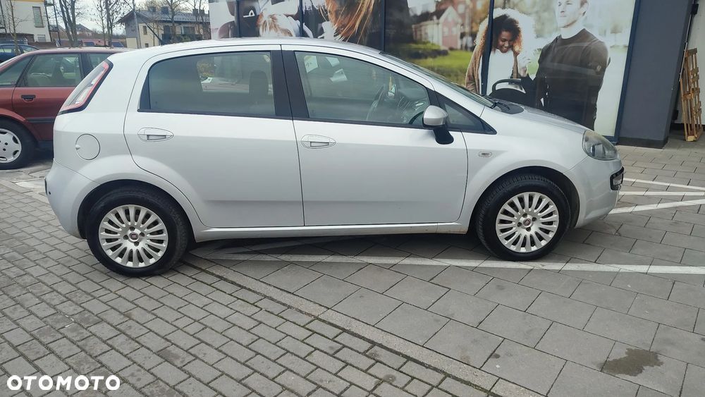 Fiat Punto Evo 1.4 8V Estiva Blue&Me - 7