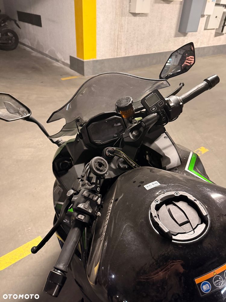 Kawasaki Ninja 1000 SX - 7