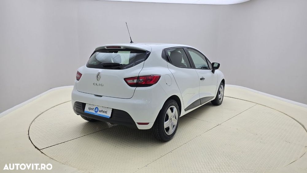 Renault Clio dCi Zen - 8