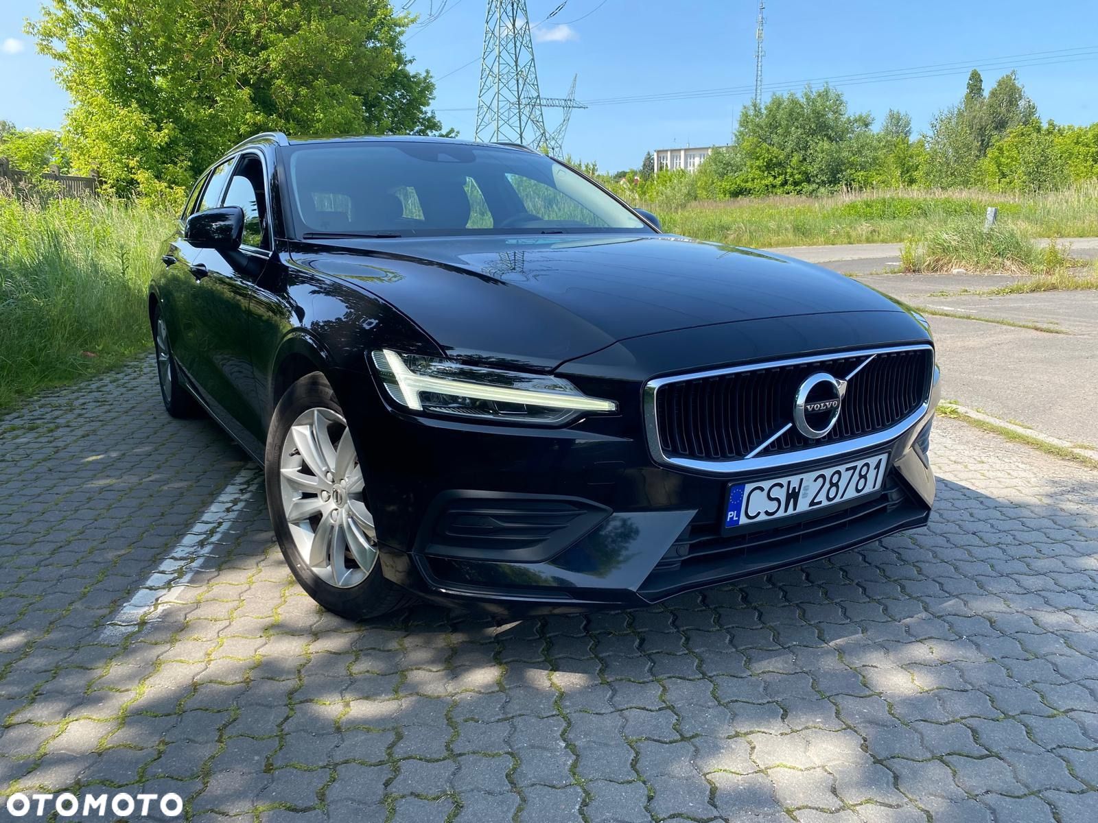 Volvo V60 D4 Momentum - 1