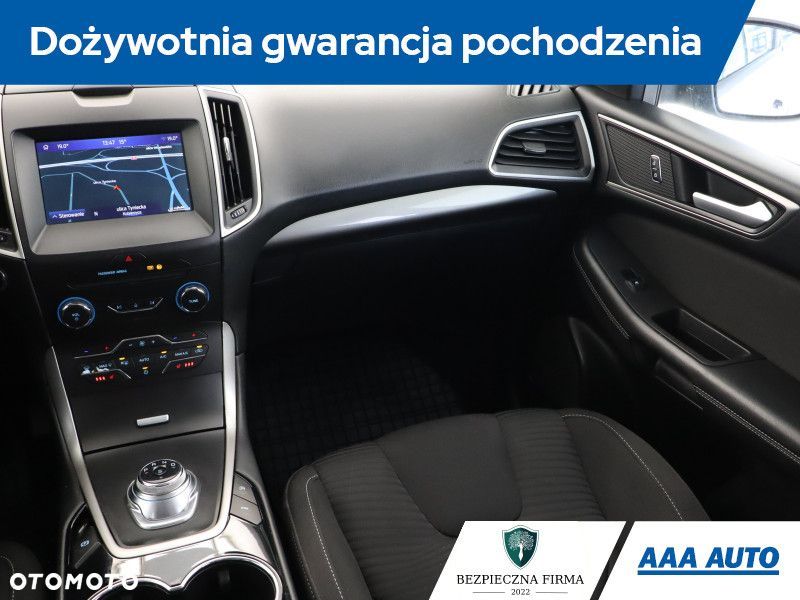 Ford S-Max - 10