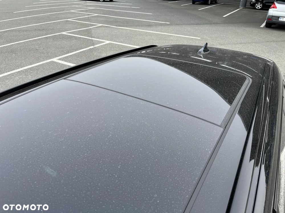 Volkswagen Passat - 13