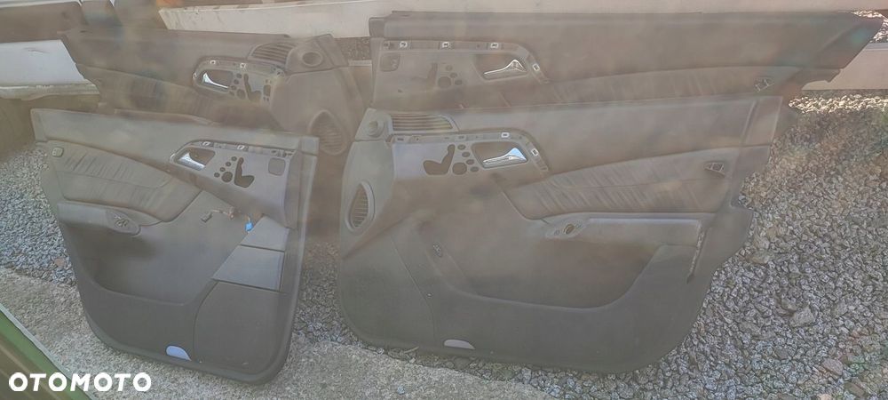 TAPICERKA BOCZKI CZARNA SKÓRA MERCEDES W220 LONG - 2