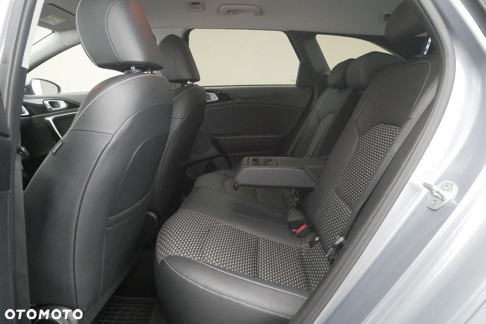 Kia Ceed 1.5 T-GDI Business Line - 15