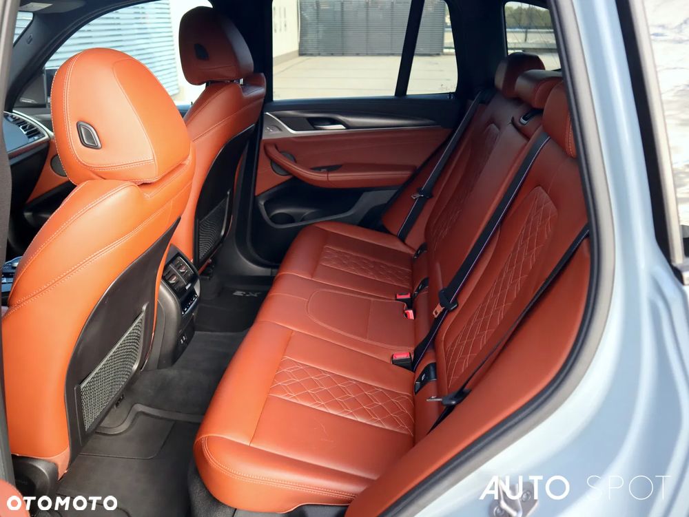 BMW X3 xM40i mHEV - 38