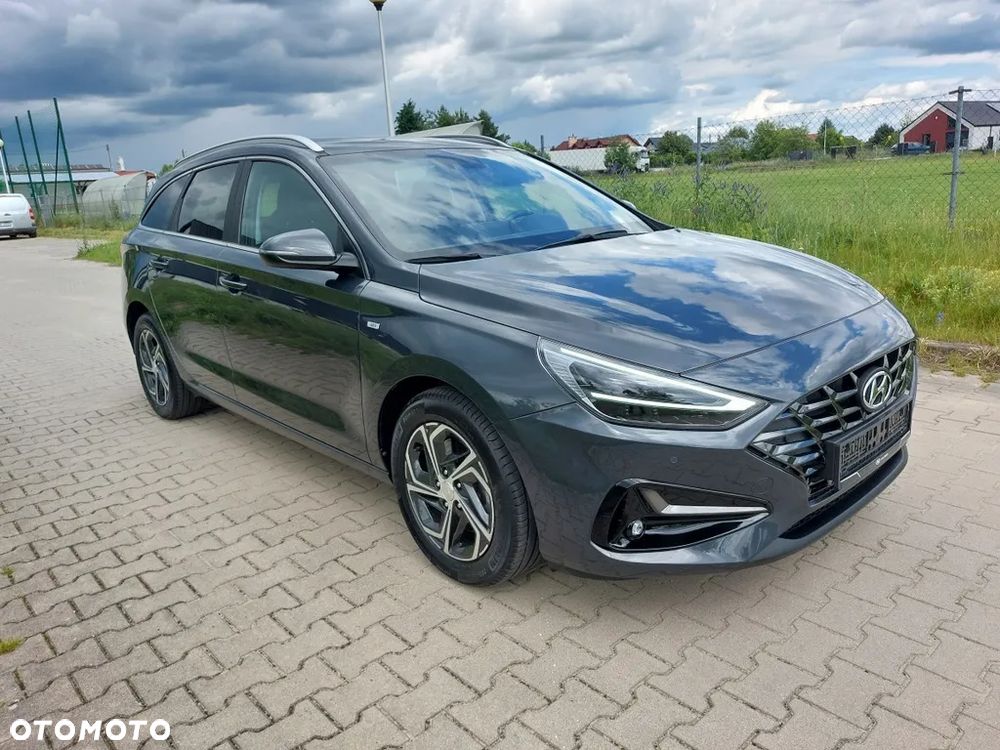 Hyundai i30 1.5 T-GDI 48V-Hybrid Prime - 2