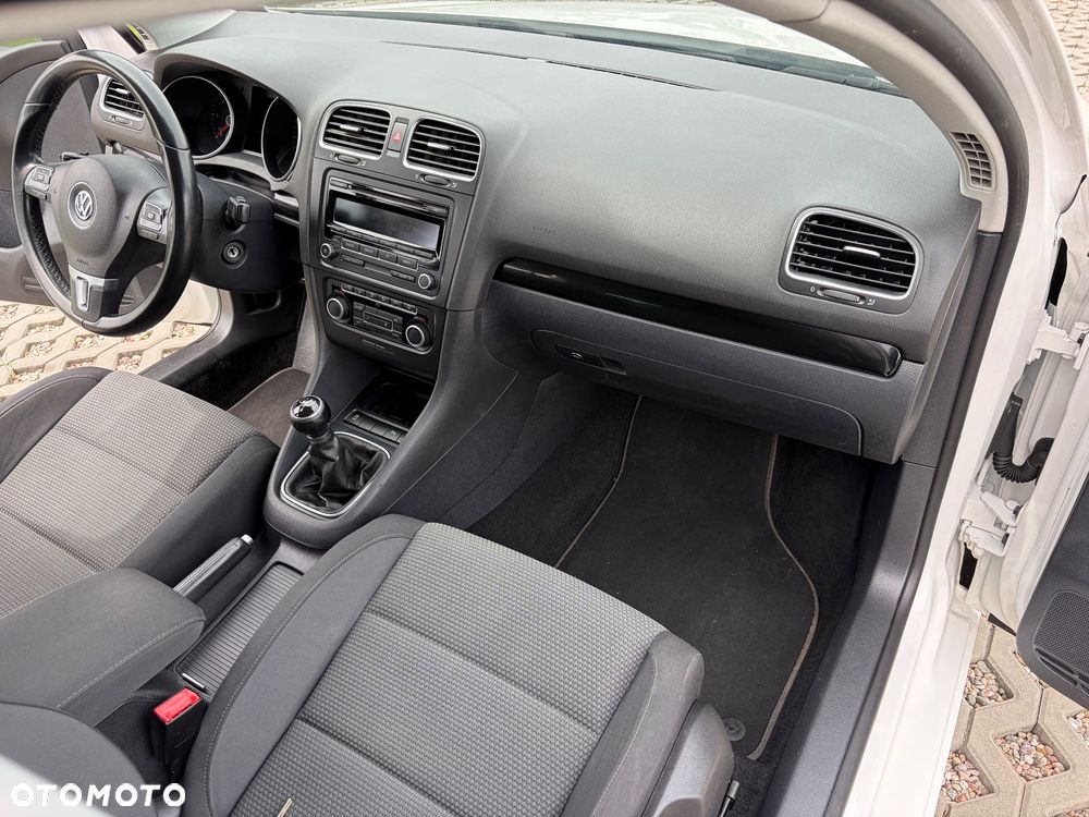 Volkswagen Golf 1.6 TDI (BlueMotion Technology) Trendline - 14