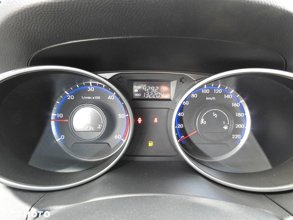 Hyundai ix35 1.7 CRDi 2WD blue Comfort - 21
