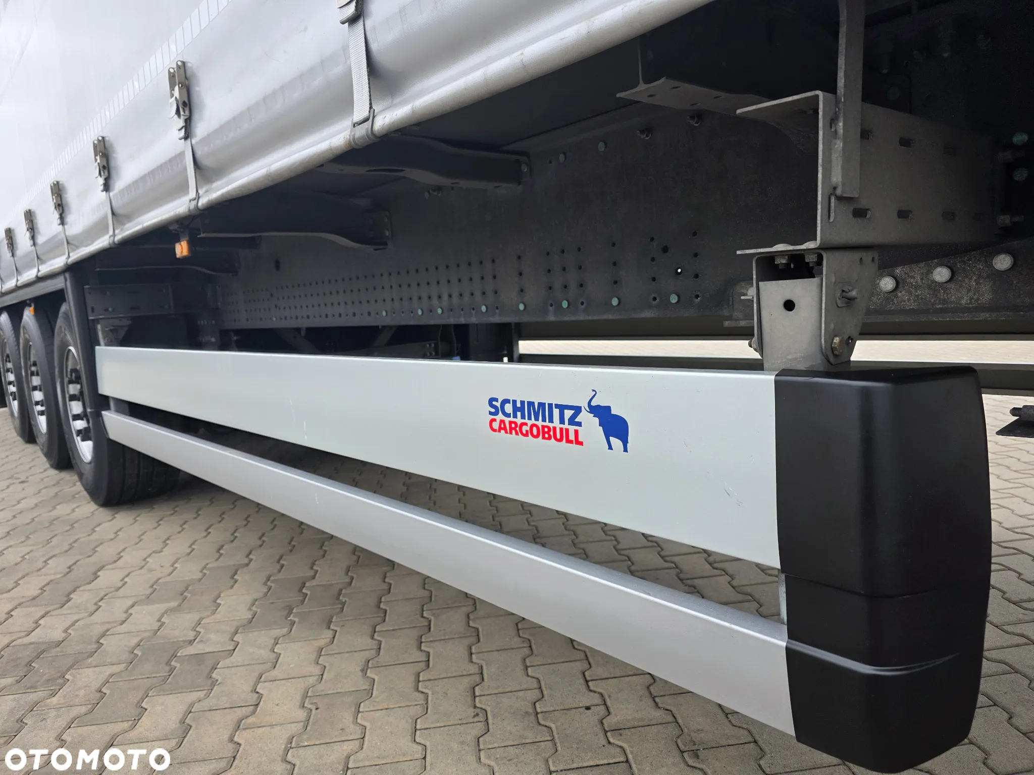 Schmitz Cargobull Cargobull SCB S3 STANDARD FIRANKA OŚ PODNOSZONA , Z DE SUPER STAN !!! - 11