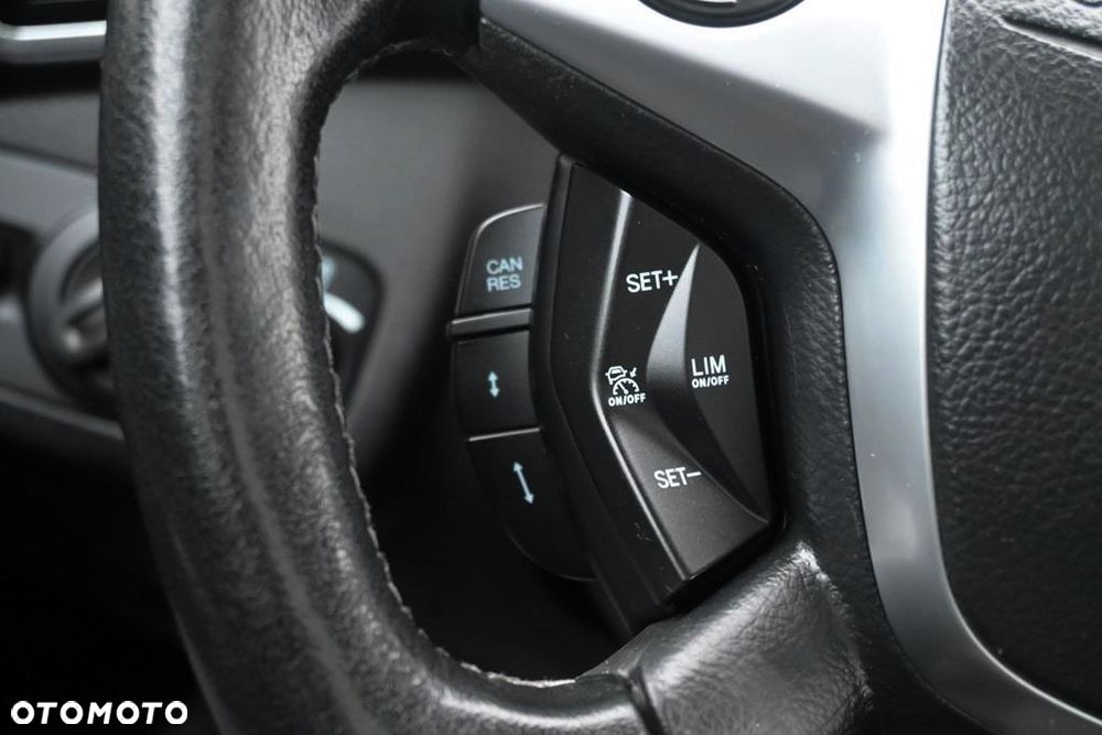 Ford Kuga 2.0 TDCi 4x4 Individual - 35