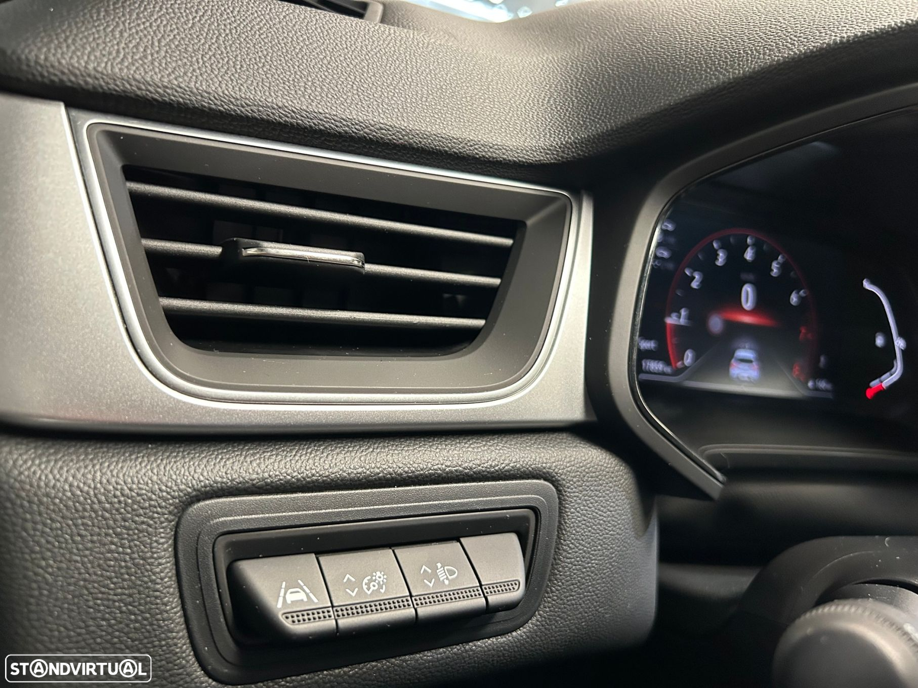 Renault Captur 1.0 TCe Techno - 42