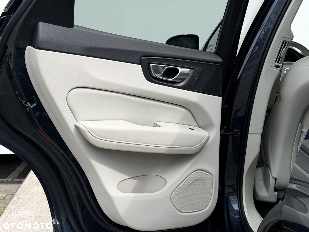Volvo XC 60 - 13