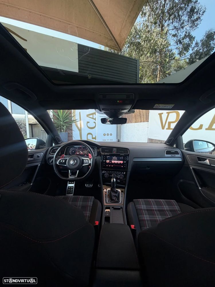 VW Golf 2.0 TSI GTI DSG Performance - 17