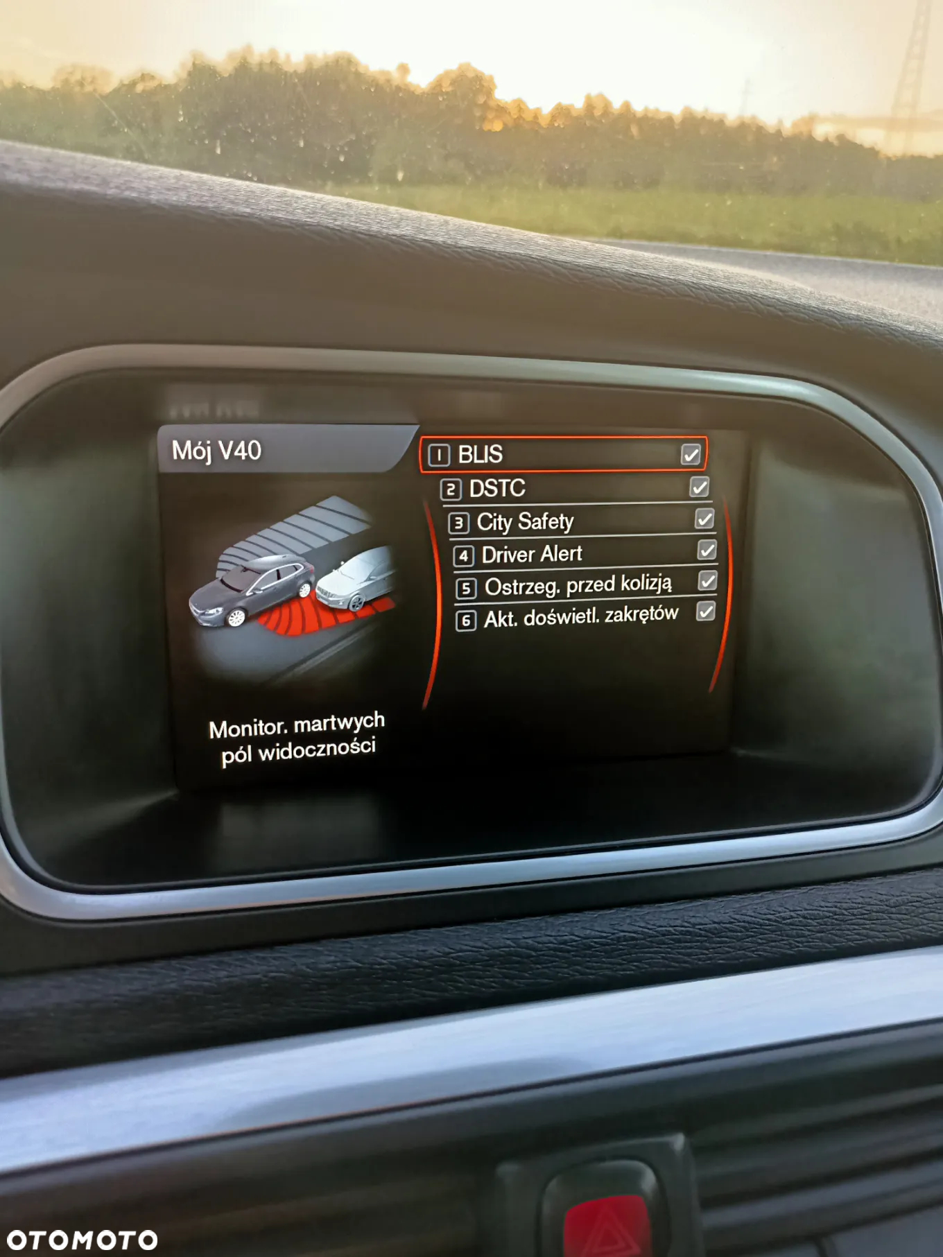 Volvo V40 D4 Geartronic Summum - 18