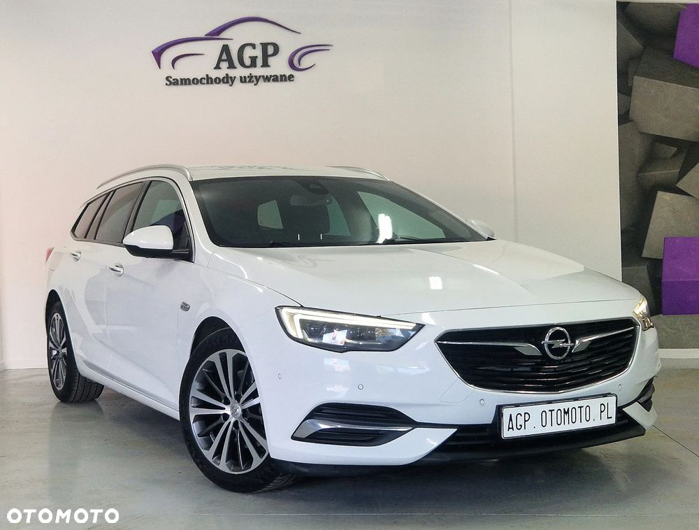 Opel Insignia - 1