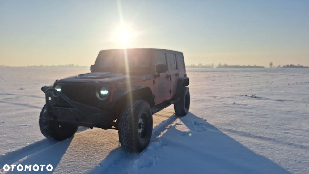 Jeep Wrangler Unlimited 3.8 Sahara - 15