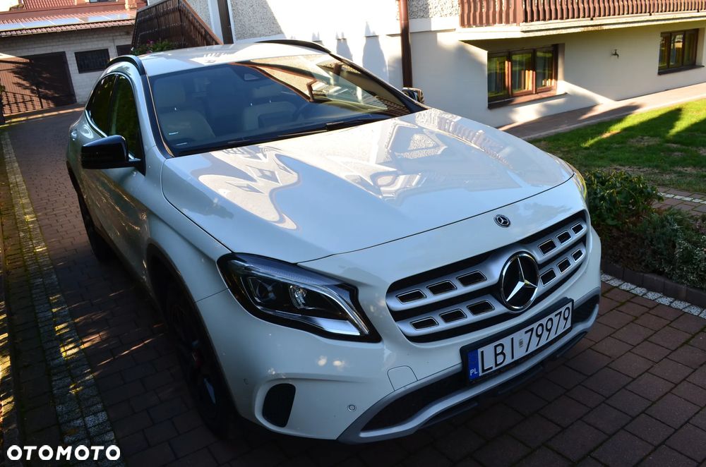 Mercedes-Benz GLA 200 d 7G-DCT AMG Line - 5