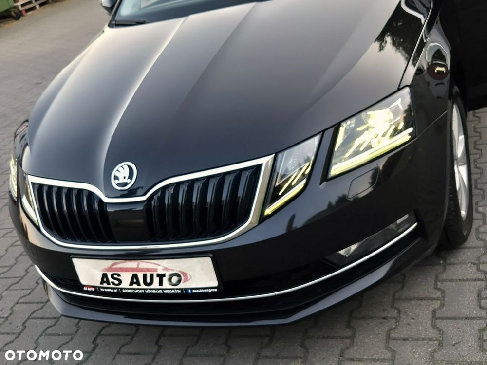 Skoda Octavia 2.0 TDI DSG Style - 22