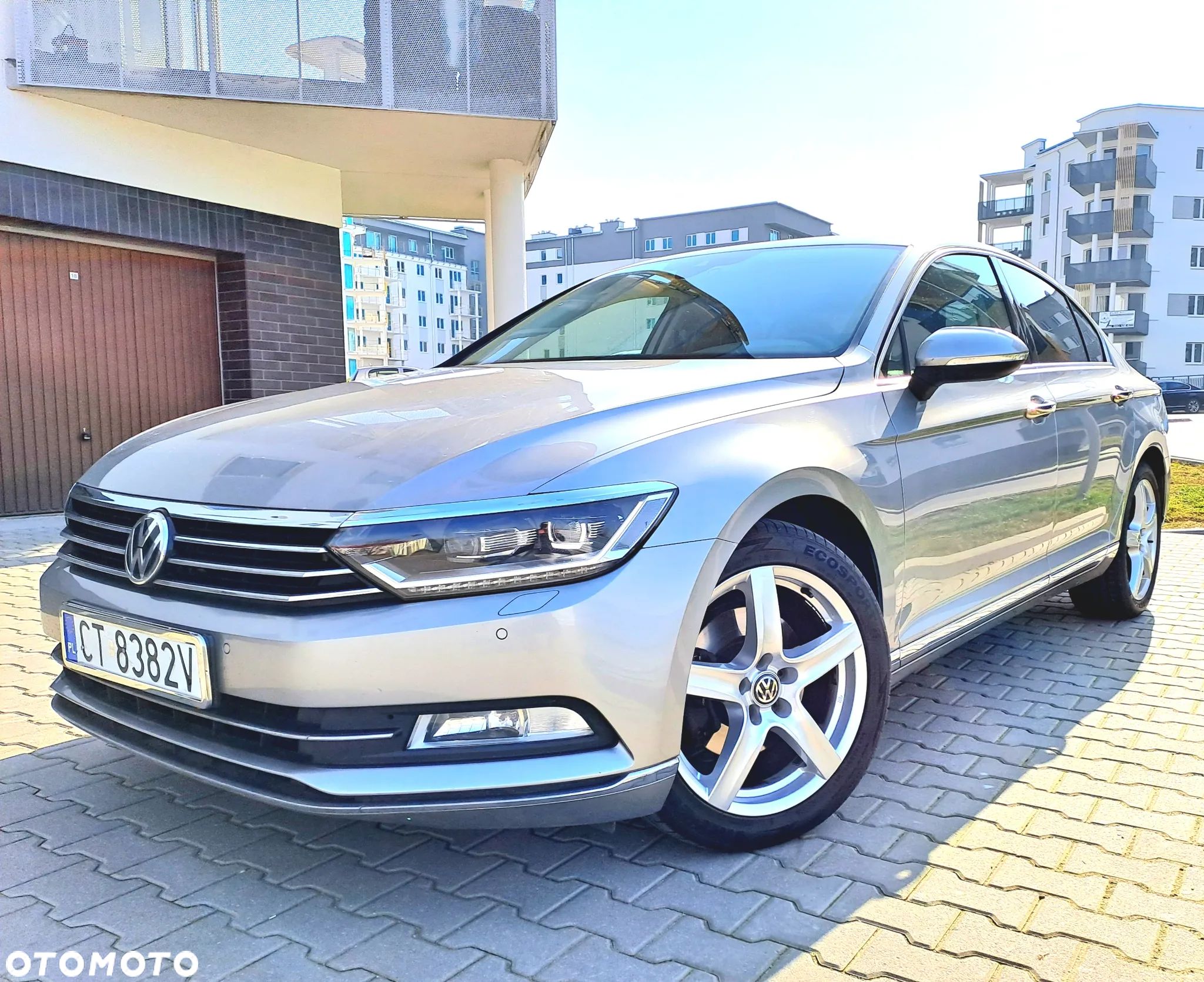 Volkswagen Passat 2.0 TDI BMT Highline DSG - 1