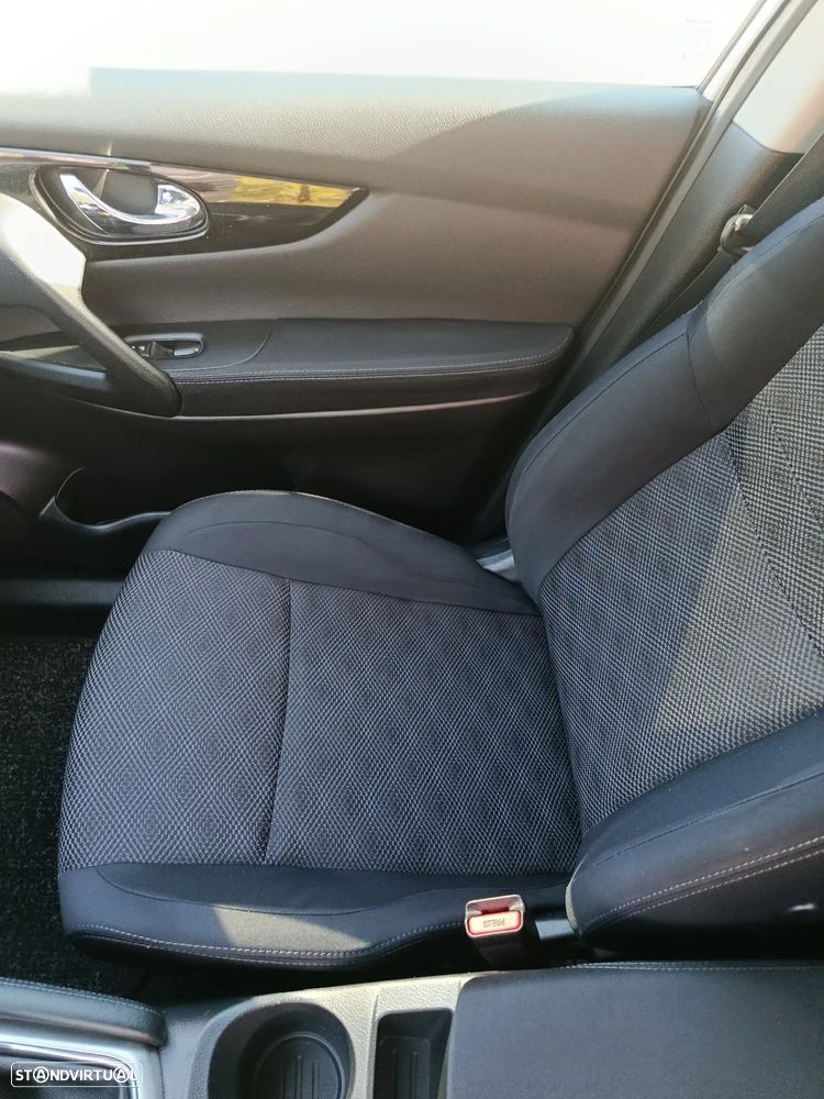 Nissan Qashqai 1.5 dCi N-Connecta - 44