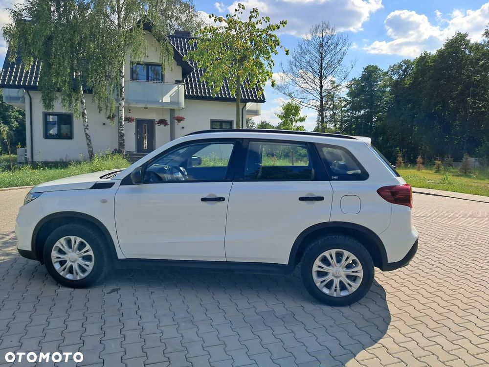 Suzuki Vitara - 8