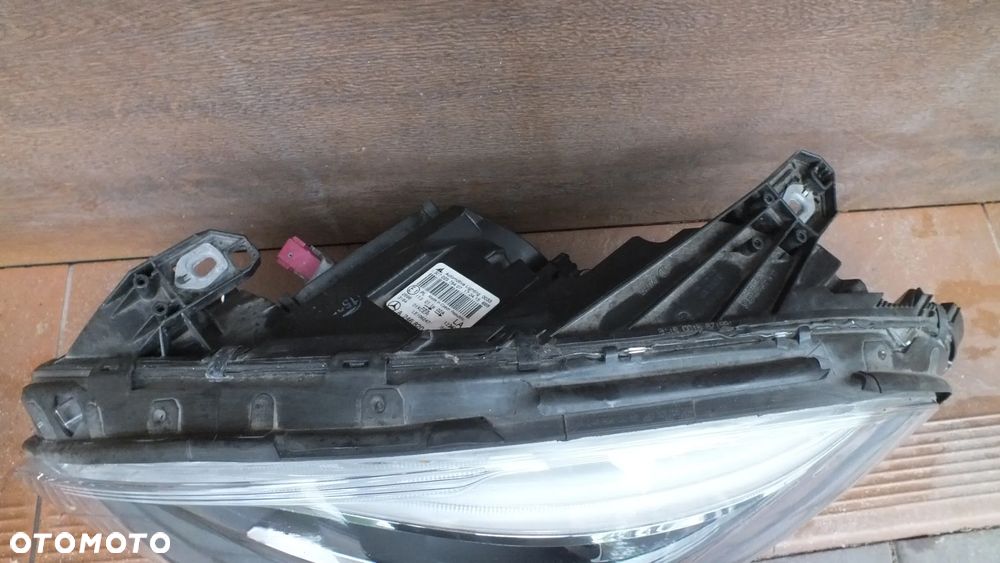 Bi Xenon lewy Mercedes B klasa W246 8200139 - 4