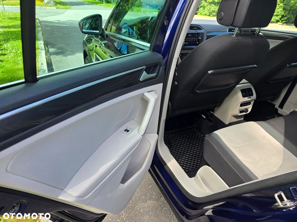Volkswagen Tiguan - 20