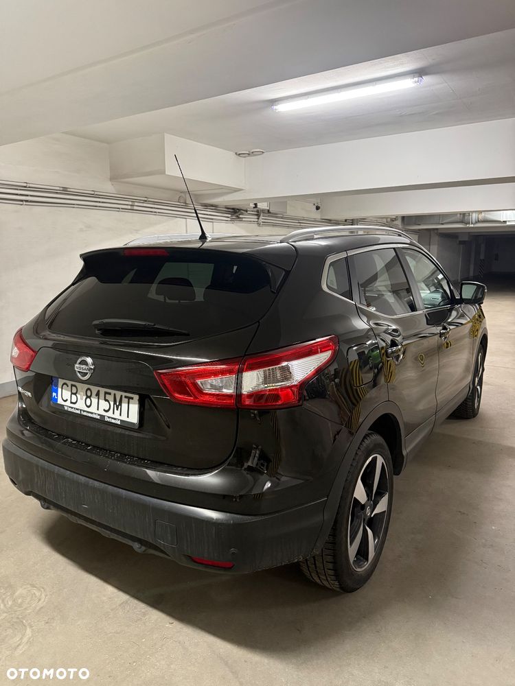 Nissan Qashqai - 4