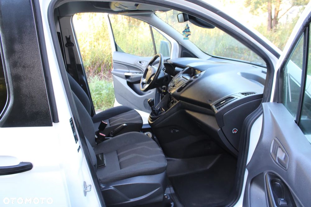Ford Tourneo Connect 1.6 TDCi Ambiente - 24