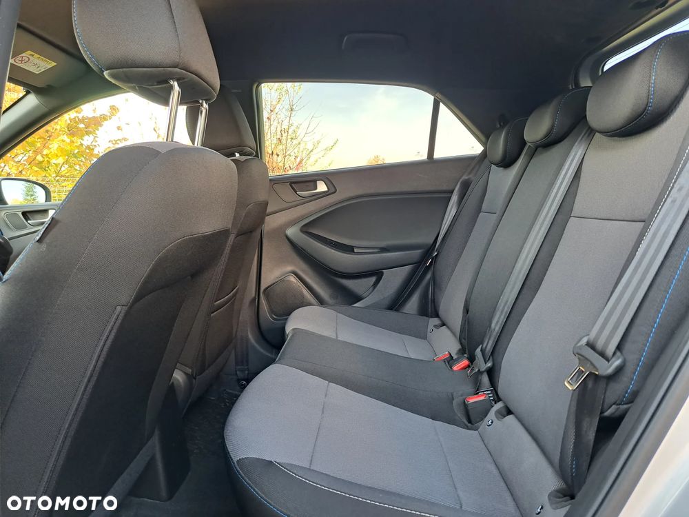 Hyundai i20 YES Plus - 30