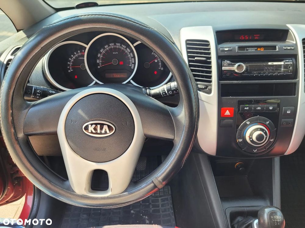 Kia Venga 1.4 S - 7