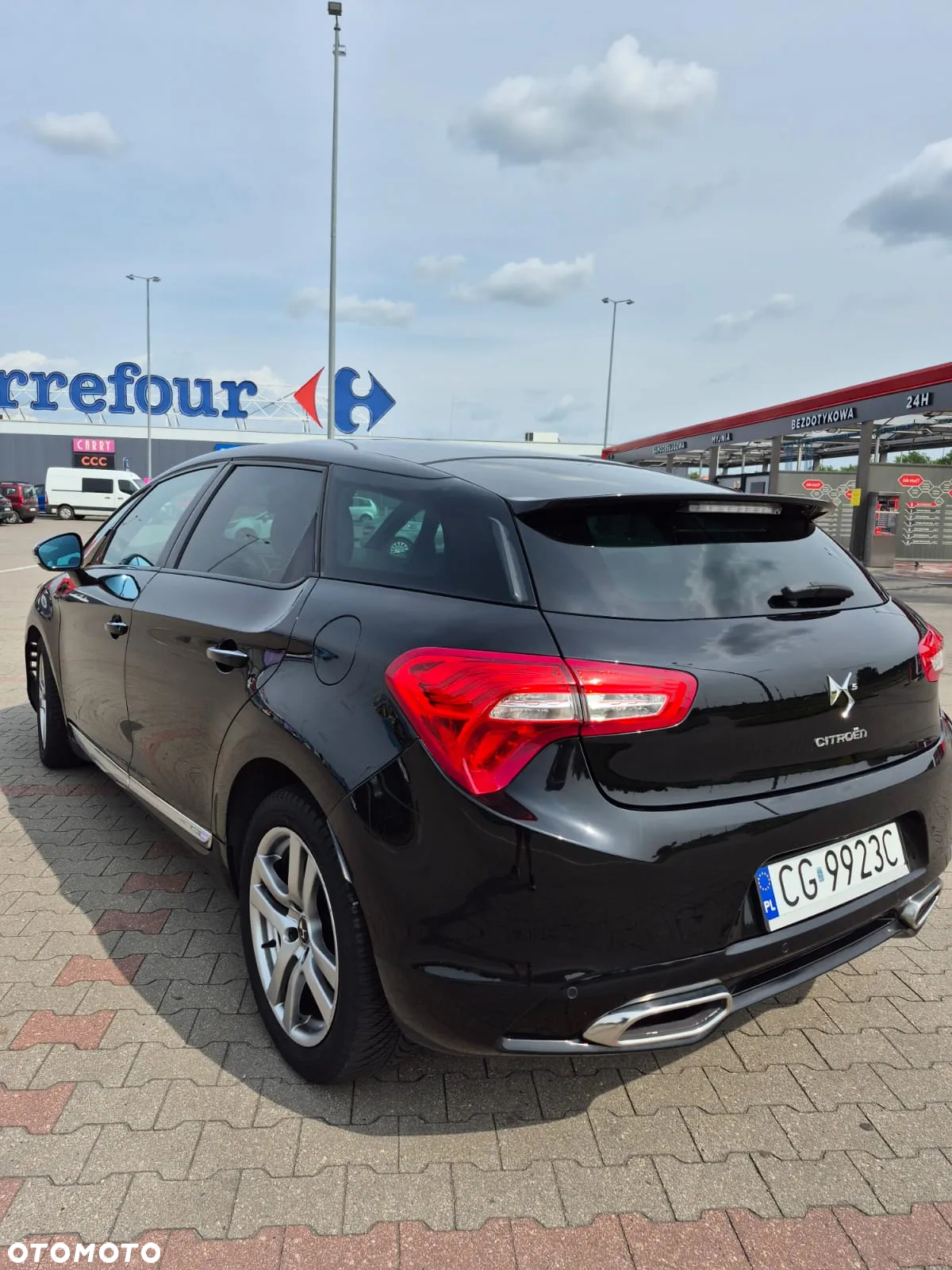 Citroën DS5 2.0 HDi SportChic - 4