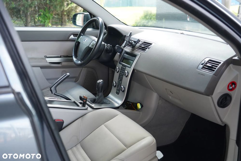 Volvo V50 2.0D - 12