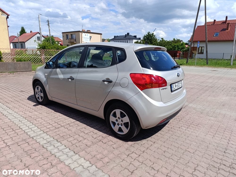 Kia Venga - 2