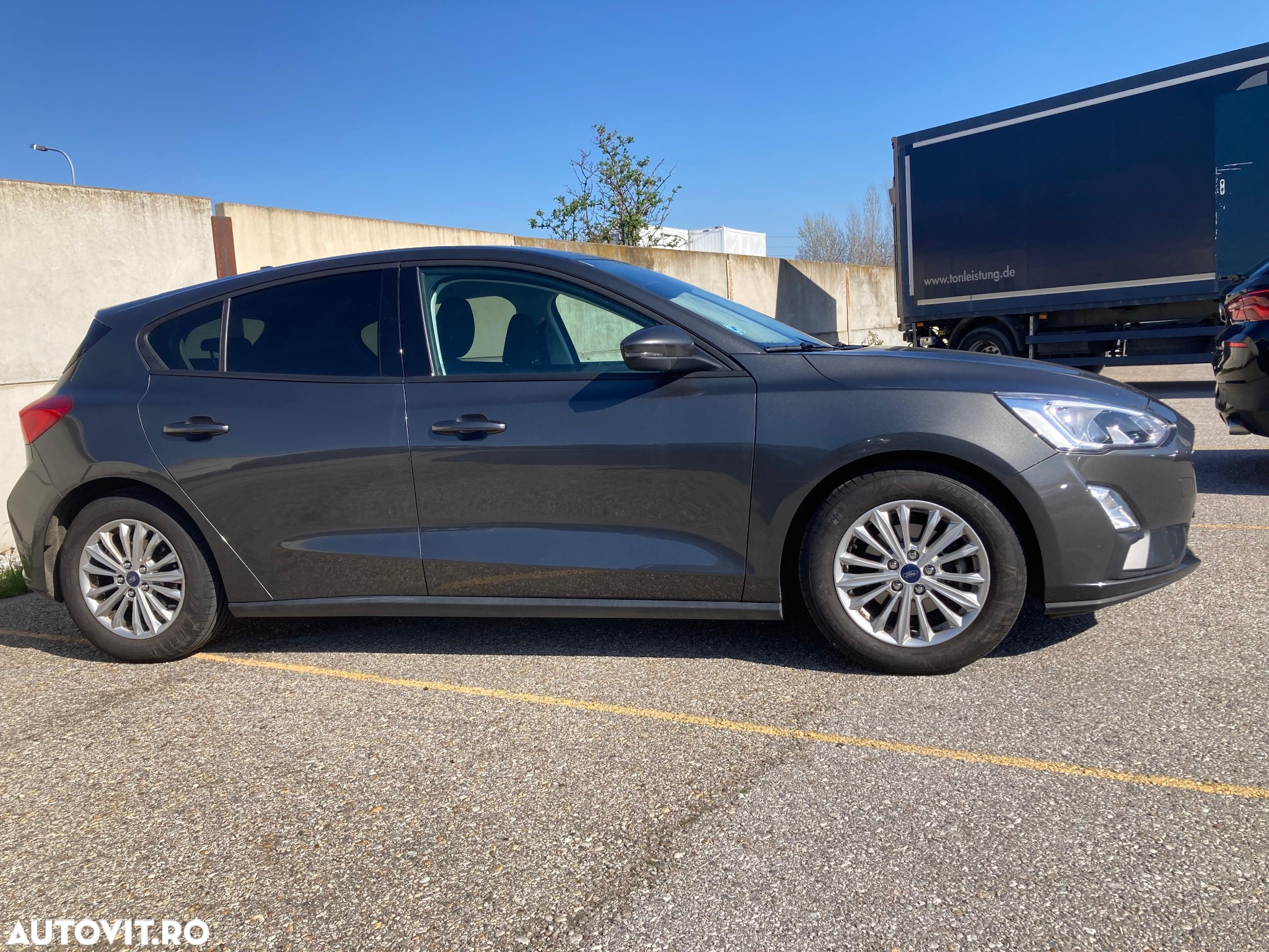 Ford Focus 1.0 EcoBoost Start-Stopp-System TREND - 3