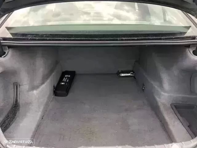 BMW 740 d Pack M - 13